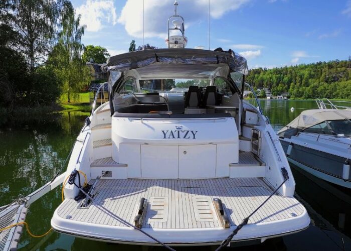 Princess V39, YATZY 8