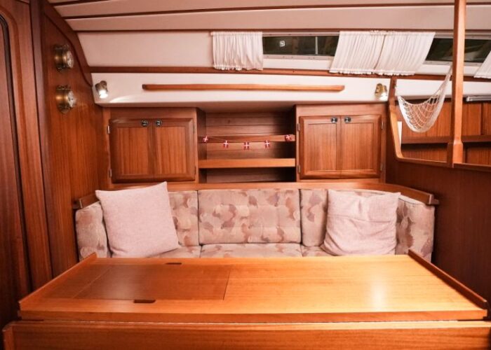 Sweden Yachts 370 15
