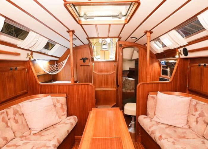 Sweden Yachts 370 16