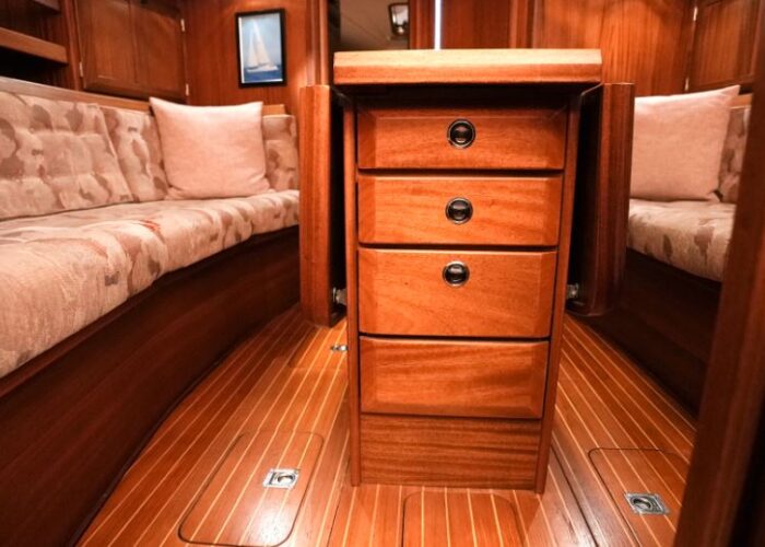 Sweden Yachts 370 17