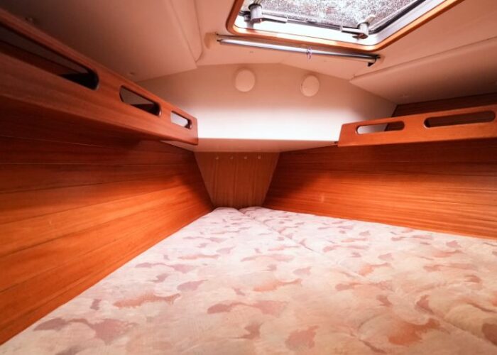 Sweden Yachts 370 23