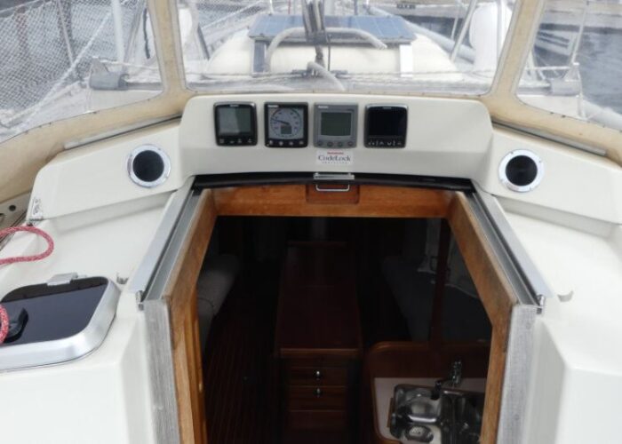 Sweden Yachts 370, TICCO 12