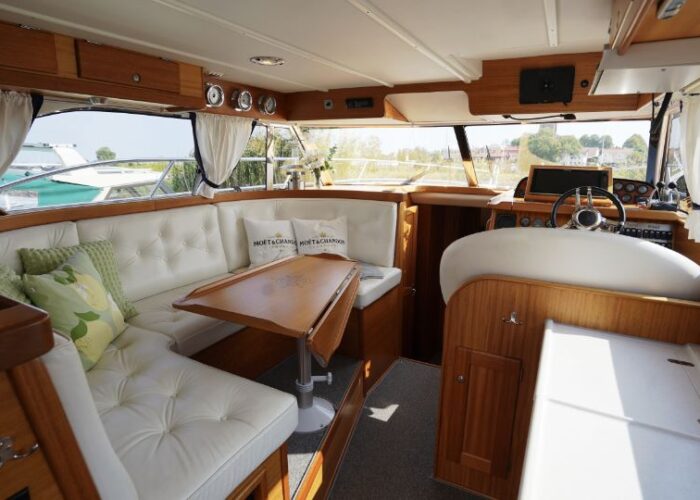 Nord West 390 Flybridge, FREJA 15