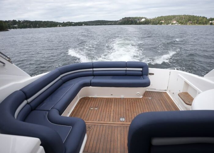 Princess V42, DECKADENCE 12