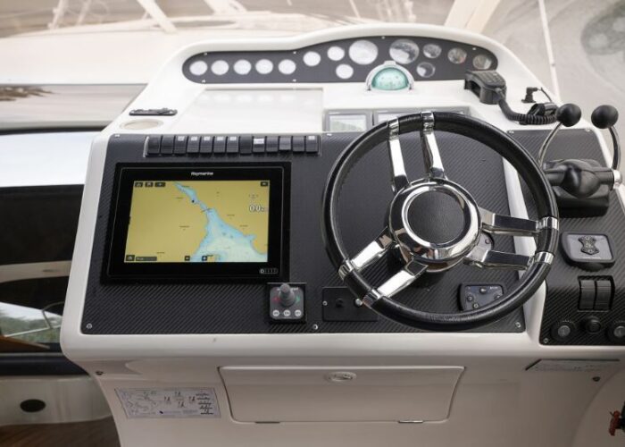 Princess V42, DECKADENCE 19