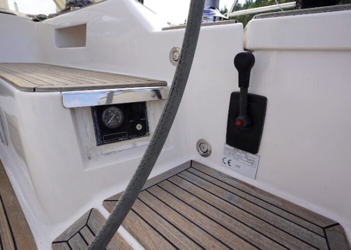 Sweden Yachts 45, LEONA 27
