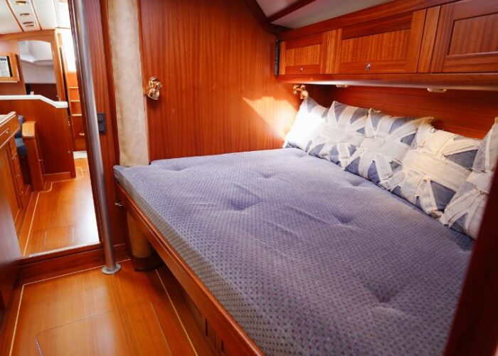 Sweden Yachts 45, LEONA 44