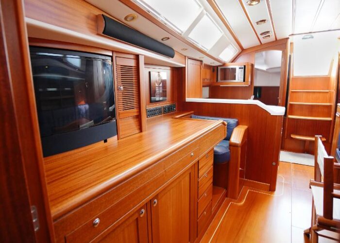 Sweden Yachts 45, LEONA 47