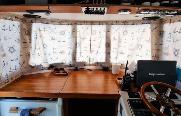 Minor Offshore 27, ELEPHANTEN 16