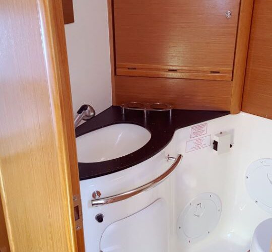 Bavaria 40 Cruiser, CROSSROAD 22