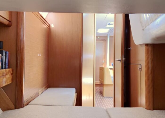 Bavaria 40 Cruiser, CROSSROAD 24