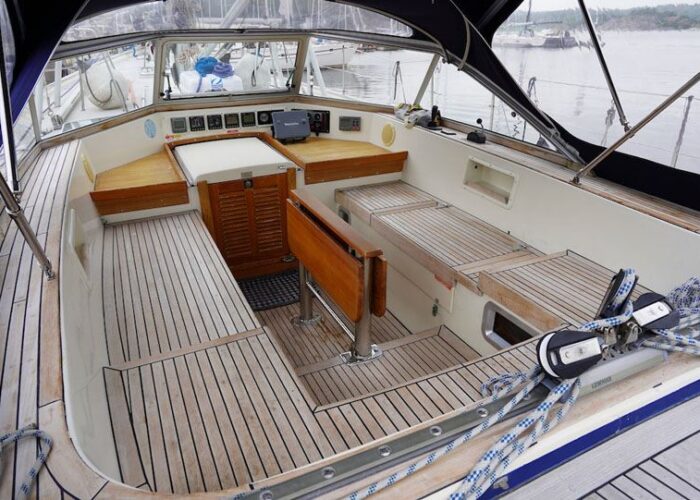 Hallberg-Rassy 49 23