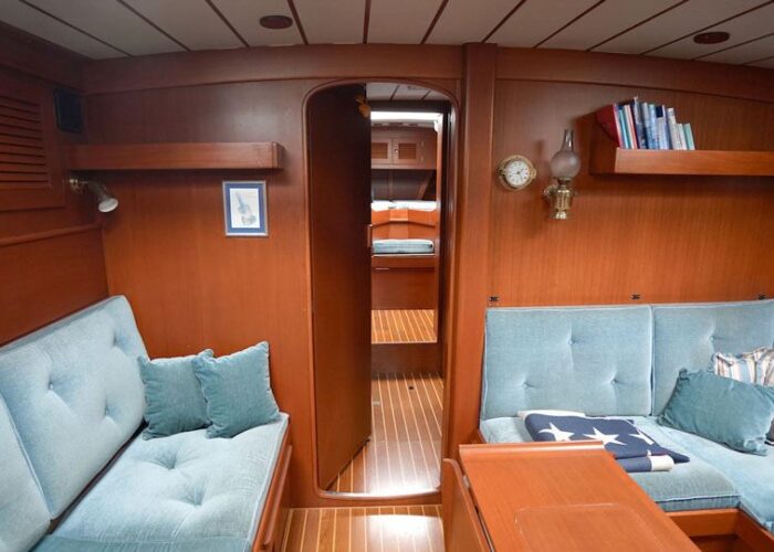 Hallberg-Rassy 49 30