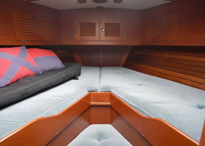 Hallberg-Rassy 49 32