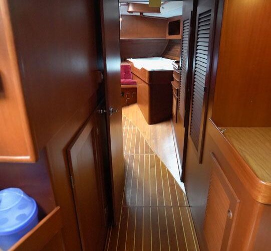 Hallberg-Rassy 49 52