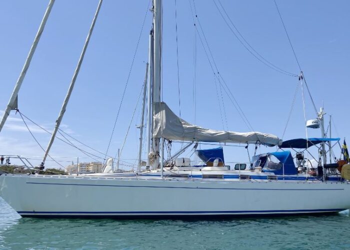 Rhapsody 43 Royal 2