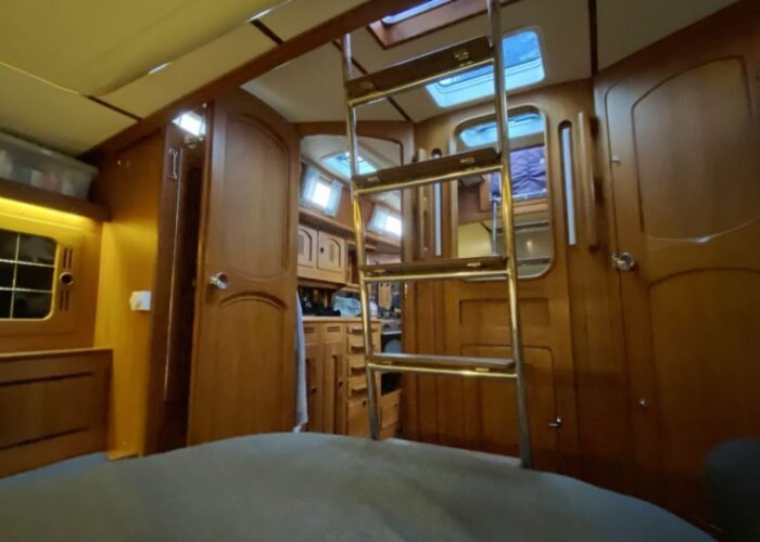 Rhapsody 43 Royal 33