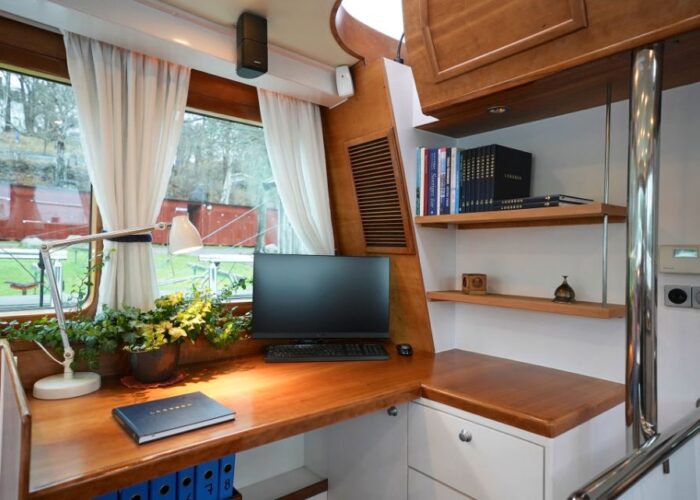 Stentor 1800, FESTINA LENTE 23