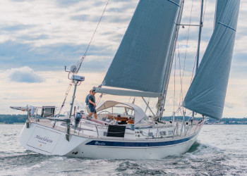 Hallberg-Rassy 54, MAELDUIN